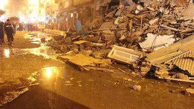 الأمطار الغزيرة تهدم منزل بالاسماعيلية