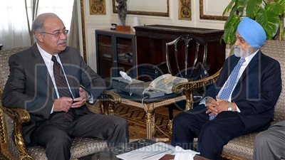 رئيس الوزراء: نعمل على استعادة الاقتصاد المصري لقدراته التنافسية