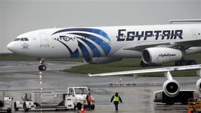 عطل فني يكشف عن زيارة سرية لوفد سعودي إلى القاهرة