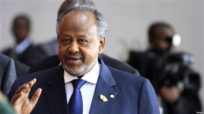 رئيس جيبوتي يصل القاهرة