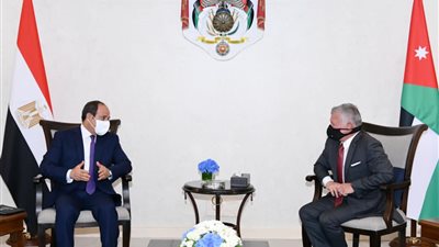 السيسى يبحث مع عاهل الأردن سبل تعزيز العلاقات الثنائية