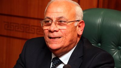 محافظ بورسعيد يقرر إنشاء مخزن مجمع للسلع التموينية