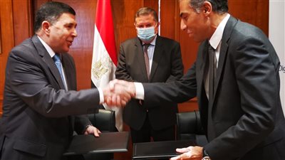 بروتوكول بين «القابضة للنقل» و«إي فاينانس» للربط والتحصيل الإلكتروني