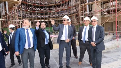 رئيس البريد يتابع معدلات تنفيذ مبني الهيئة بالعاصمة الإدارية الجديدة