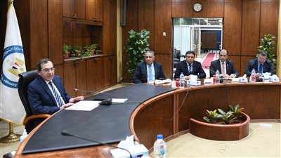 «الملا» يستعرض الفرص المتاحة أمام أكبر شركة تعدين بجنوب أفريقيا للاستثمار في مصر