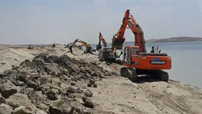 تجاوز 90% من أعمال التكريك بالمجري الملاحي الجديد لقناة السويس