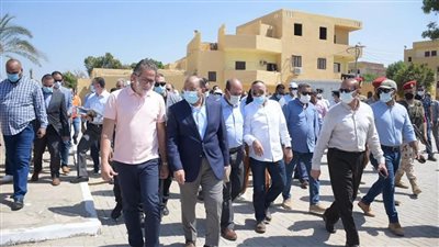 وزيرا السياحة والتنمية المحلية يتفقدان مشروعات إحياء «طريق الكباش»