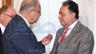 الحكومة: نولي أهمية قصوى لإستمرار توفير الدواء بكافة أنواعه بالأسعار المناسبة