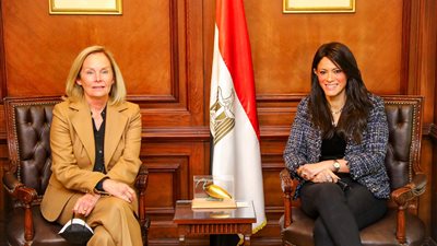 «المشاط» تبحث سبل تعزيز علاقات التعاون الإنمائي المصرية الأمريكية