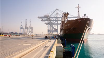 «إقتصادية قناة السويس» تستعرض مؤشرات أداء ميناء السخنة خلال فبراير