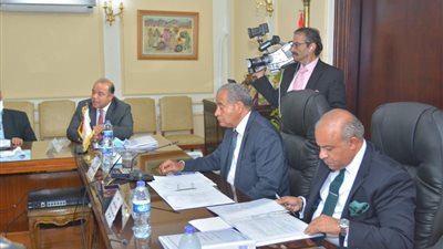 رسمياً.. وزير التموين يعلن تأسيس البورصة السلعية المصرية
