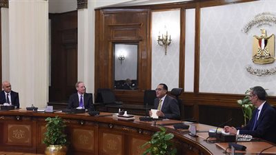 رئيس الوزراء يبحث مع رئيس «مايكروسوفت» مجالات التعاون