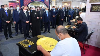 السيسي يفتتح الدورة الثالثة من معرض «تراثنا للحرف اليدوية والتراثية»