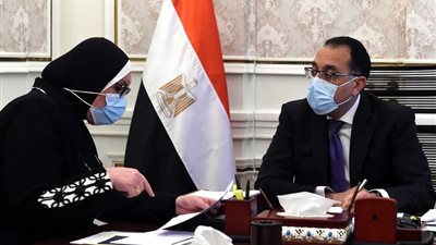 مدبولى: نعمل على دفع الصناعة المحلية وتوفير مستلزمات الانتاج