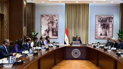 الحكومة تدرس مقترح بتشكيل لجنة تعزيز الهوية الوطنية بالمناهج الدراسية