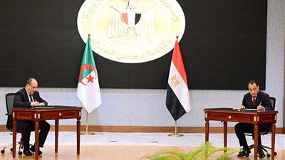 مصر والجزائر توقعان مذكرات تفاهم لتعزيز التعاون الثنائي بين البلدين