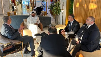 «أعمال» القابضة القطرية تدرس الاستثمار بصناعة السيارات والطاقة المتجددة في مصر