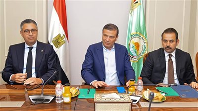 مصر تبحث آليات زيادة إنتاج الدواجن وبيض المائدة لخفض الاستيراد