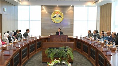 رئيس الوزراء يستعرض ملفات عمل مركز المعلومات ودعم اتخاذ القرار