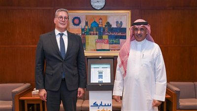 وزير البترول يبحث مع «سابك» السعودية سبل تعزيز التعاون بمجال البتروكيماويات