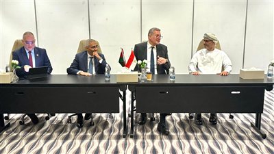 مباحثات مصرية - عمانية لتنفيذ مشروعات البنية التحتية للغاز الطبيعي