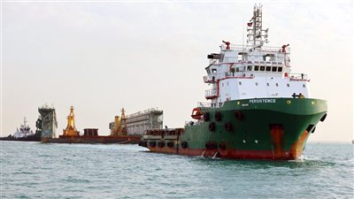 هيئة قناة السويس تعلن نجاح عبور «الحوض العائم» GREEN DOCK 3