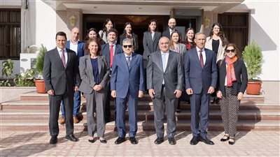  قناة السويس تحقق إيرادات بقيمة 1.97 مليار دولار خلال 5 أشهر