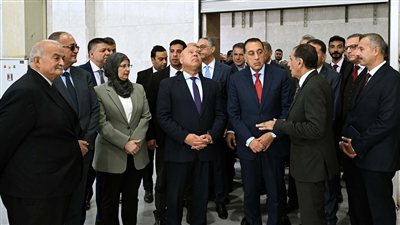 مدبولي يتفقد مشروع رفع كفاءة مركز تكنولوجيا دباغة الجلود بمدينة الروبيكي