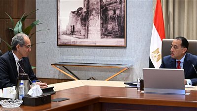 وزير الاتصالات: إتاحة 200 خدمة حكومية عبر منصة «مصر الرقمية»