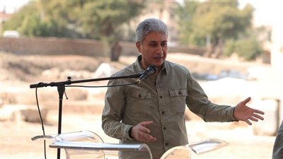 إزاحة الستار عن تمثالي الملك أمنحتب الثالث بعد الترميم بالأقصر