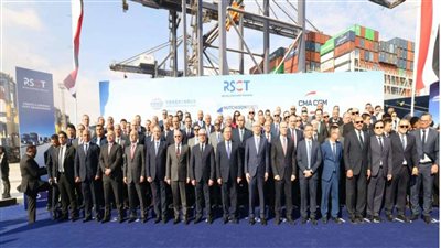 بدء التشغيل التجريبي لمحطة البحر الأحمر لتداول الحاويات بميناء السخنة