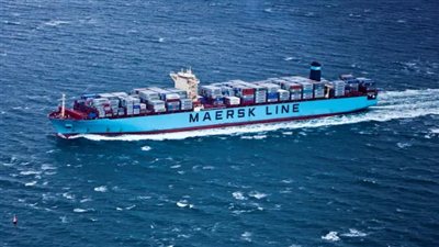 «ميرسك» تعلن عبور سفينة للبحر الأحمر عبر باب المندب بعد توقف عامين