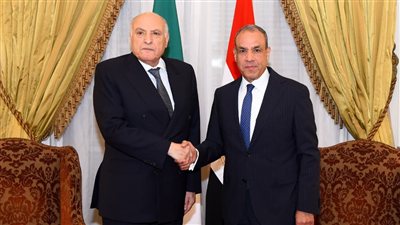 وزير «الخارجية» يبحث سبل دعم وتعزيز المصالح المشتركة بين مصر و الجزائر