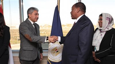 مصر وتنزانيا تدرسان إعداد برامج سياحية مشتركة