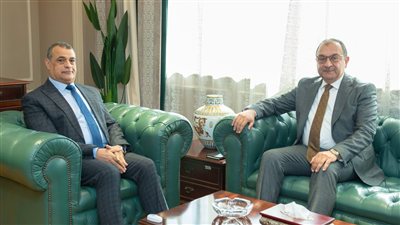 وزارتى «الإنتاج الحربي» و«قطاع الأعمال» يبحثان تعظيم القدرات الصناعية المشتركة