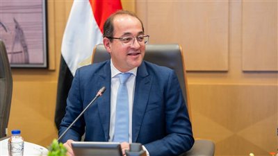 وزير المالية: التوسع فى إصدار الأدلة الإيضاحية وتوحيد وتيسير المعاملات الضريبية