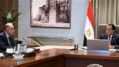 رئيس الوزراء يتابع خطة التوسّع في طرح الشركات بالبورصة المصرية خلال 2026