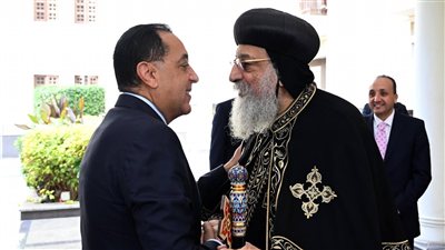 رئيس الوزراء يهنئ البابا تواضروس الثاني بمناسبة عيد الميلاد المجيد