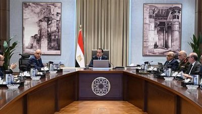 رئيس الوزراء يتابع مستجدات إزالة التعديات وتطوير أراضي طرح النهر
