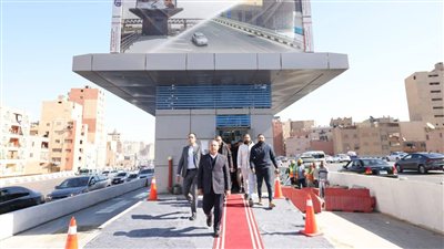 وزير النقل يوجه بسرعة إنهاء المرحلة الثانية من مشروع الأتوبيس الترددي BRT