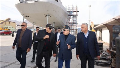 رئيس «قناة السويس»: الانتهاء من بناء 4 قاطرات بحرية ويخت سياحي
