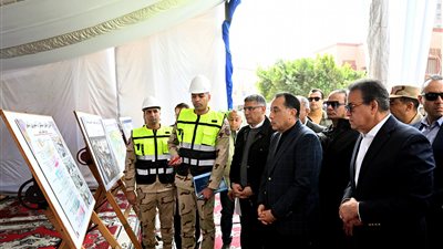 مدبولي يتفقد مستجدات أعمال تطوير مستشفى «أم المصريين العام» بالجيزة