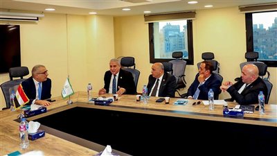 رئيس البنك الزراعي يبحث تعزيز التعاون مع لجنة الزراعة والري بمجلس الشيوخ