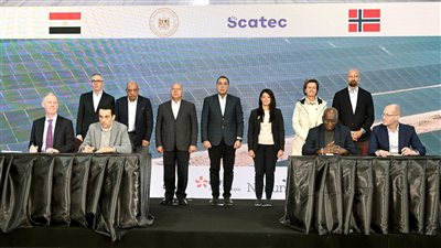 توقيع اتفاقيات تمويل مشروع «ڤالي للطاقة المستدامة» باستثمارات 1.8 مليار دولار