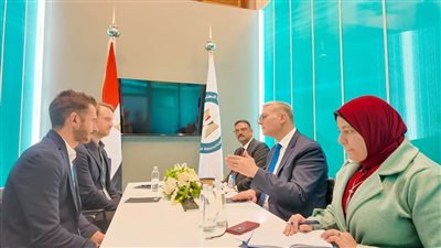 وزارة «البترول» تبحث مع «باريك جولد» برنامج إستكشاف الذهب في مصر