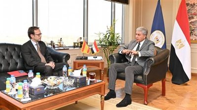 مصر وإسبانيا تبحثان سبل تعزيز التعاون المشترك في مجالي السياحة والآثار