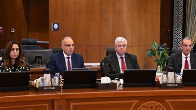 «المصرية لاتصالات» تتولى تطوير وتشغيل 8 مدارس فنية