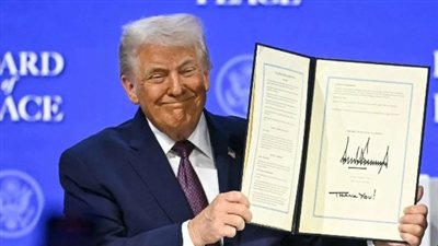 ترامب يوقّع ميثاق تأسيس مجلس السلام في «دافوس»