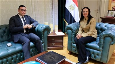 وزارتى «التضامن» و«الإسكان» تبحثان سبل تيسير إجراءات تراخيص الحضانات