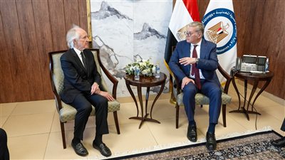 «هانتر» الأسترالية تخطط لضخ استثمارات في قطاع التعدين المصري